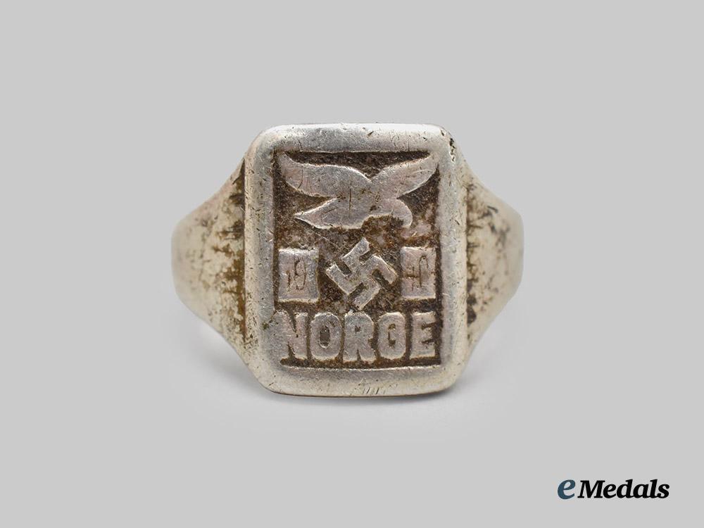 germany,_luftwaffe._a_norway_district_ring_in_silver___m_n_c0010