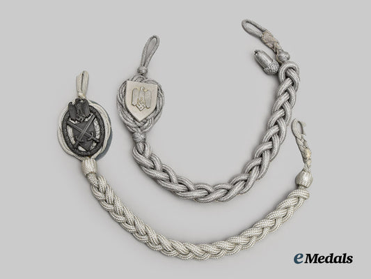 germany,_heer._a_pair_of_marksmanship_lanyards___m_n_c0024