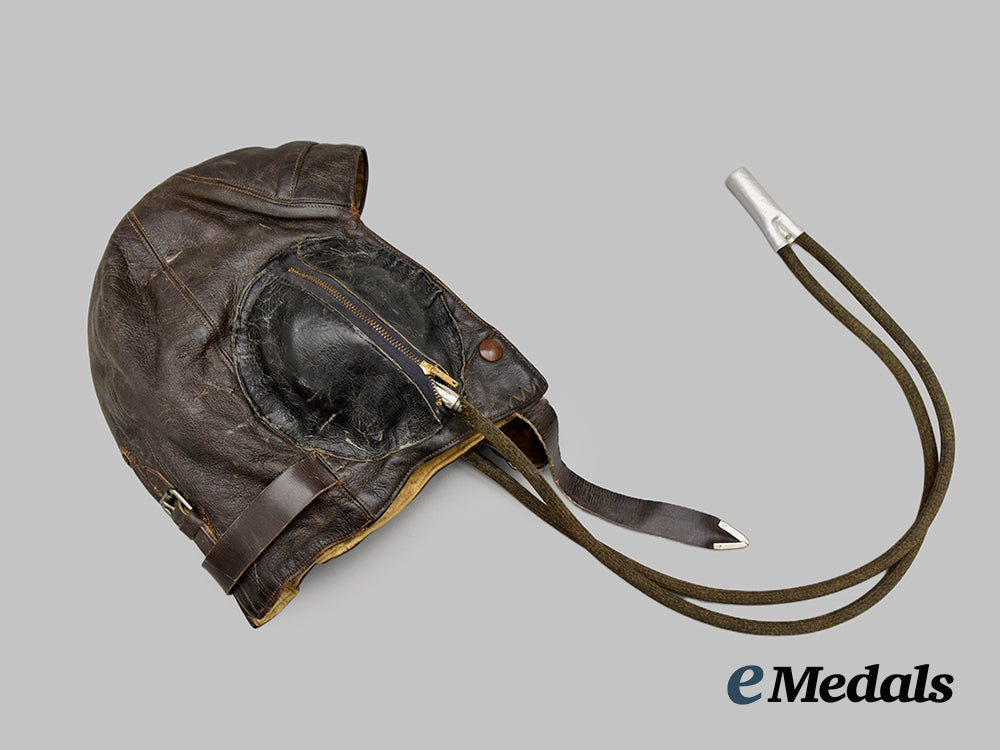 united_kingdom._a_second_war_r_a_f_flying_helmet,1940___m_n_c0031