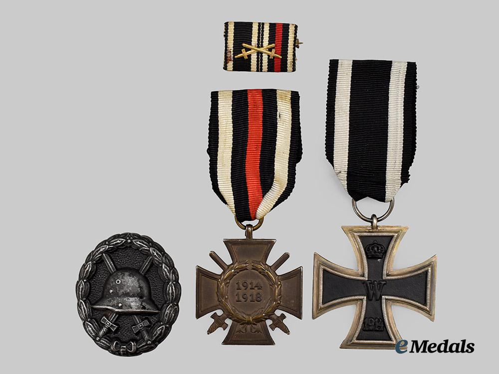 germany,_imperial._a_mixed_lot_of_first_world_war_service_decorations___m_n_c0058