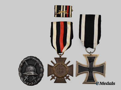 germany,_imperial._a_mixed_lot_of_first_world_war_service_decorations___m_n_c0058