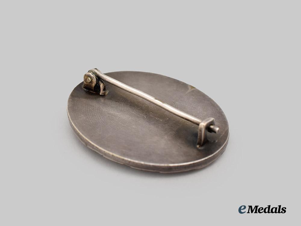 germany,_wehrmacht._a_silver_grade_wound_badge,_with_case,_by_the_vienna_mint___m_n_c0072