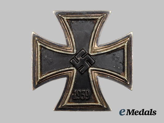germany,_third_reich._an_iron_cross1939_first_class,_screwback_version_by_rudolf_souval___m_n_c0089