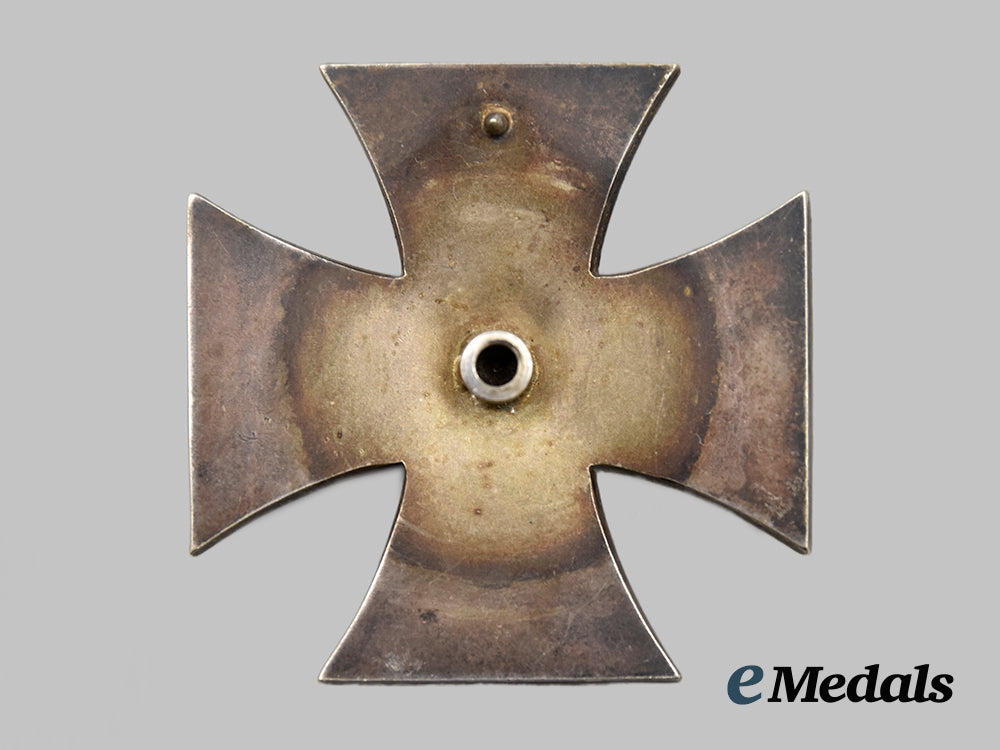 germany,_third_reich._an_iron_cross1939_first_class,_screwback_version_by_rudolf_souval___m_n_c0090