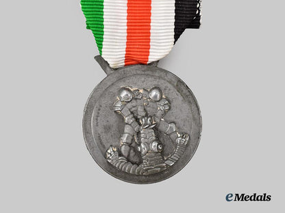 italy,_kingdom._an_italian-_german_african_campaign_medal,_by_lorioli___m_n_c0119