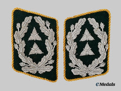 Germany, Luftwaffe. A Set of Luftwaffebeamte Oberstkriegsverwaltungsrat Collar Tabs