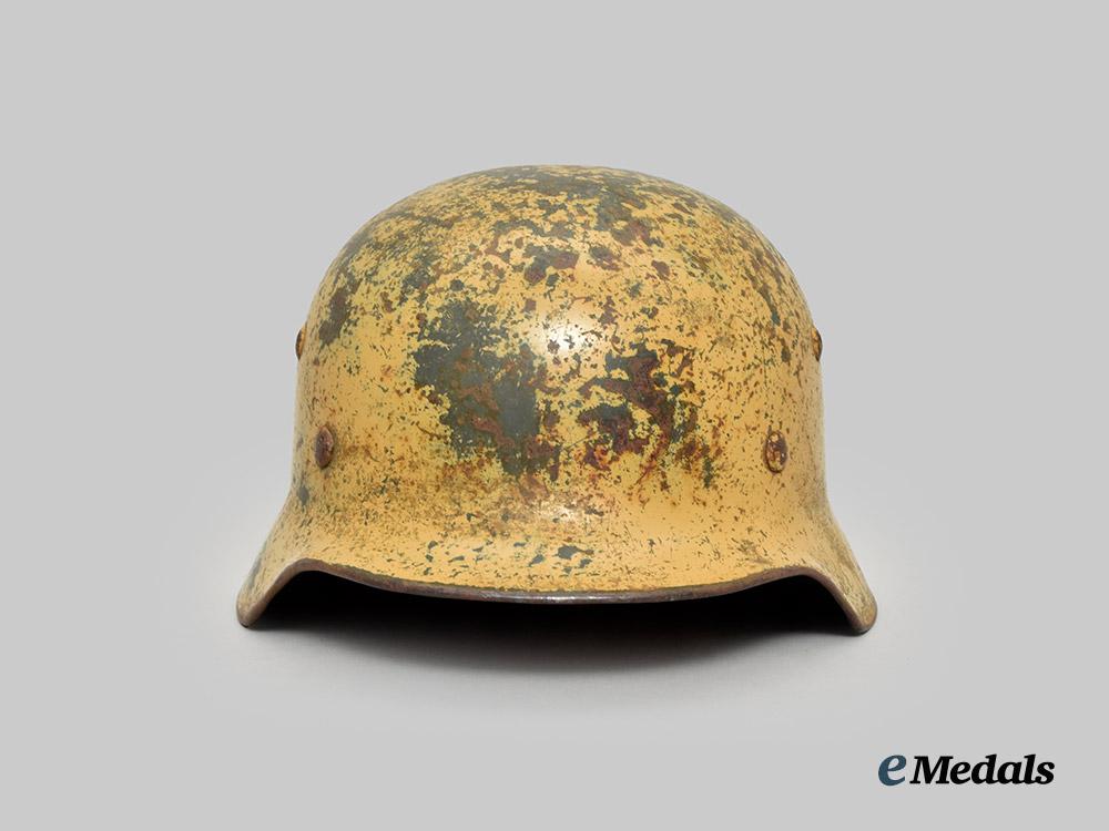 germany,_heer._a_rare_tropical_m35_stahlhelm,_by_emaillierwerke_a_g___m_n_c0147
