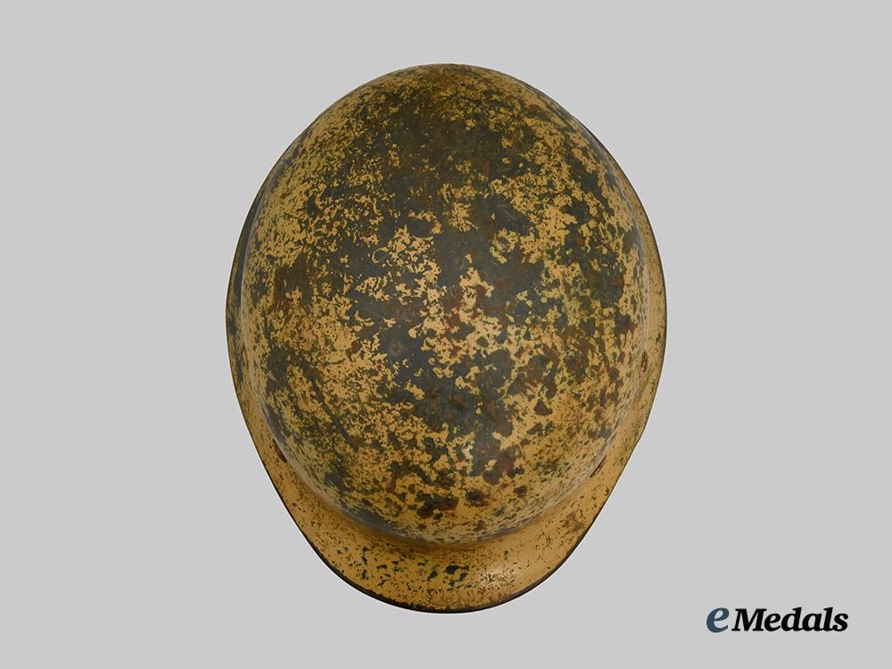 germany,_heer._a_rare_tropical_m35_stahlhelm,_by_emaillierwerke_a_g___m_n_c0150