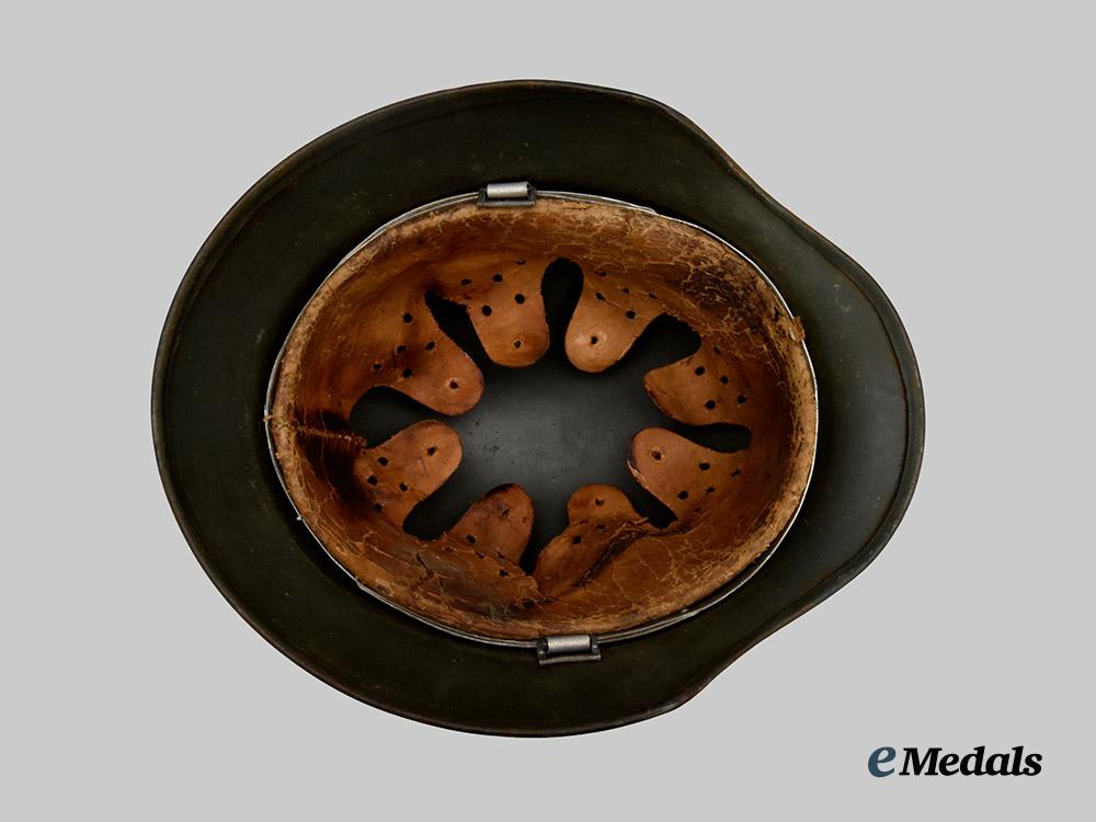 germany,_heer._a_rare_tropical_m35_stahlhelm,_by_emaillierwerke_a_g___m_n_c0152