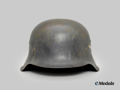 germany,_luftwaffe._an_m42_stahlhelm,_by_eisenhüttenwerke_thale___m_n_c0180