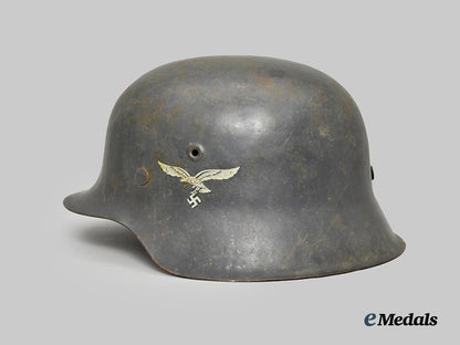 germany,_luftwaffe._an_m42_stahlhelm,_by_eisenhüttenwerke_thale___m_n_c0184