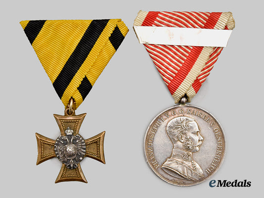 austria,_empire._a_lot_of_two_medals&_decorations(_bravery/_long_service).___m_n_c0201