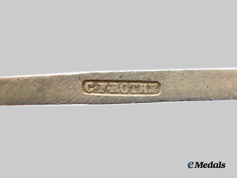 austria,_empire._a_naval_pilot’s_badge,_type_i,_museum_piece,_by_c._f._rothe,_c.1965___m_n_c0214