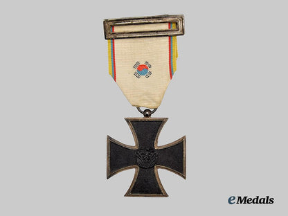 colombia._an_iron_cross_for_korea___m_n_c0217