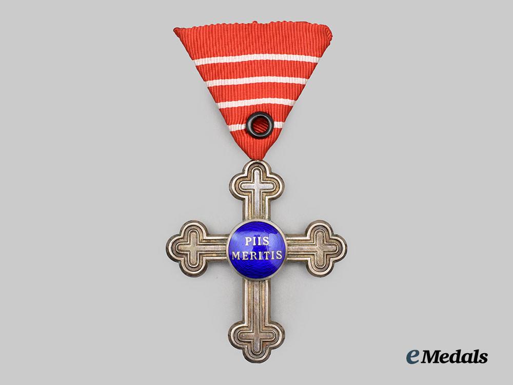 austria,_empire._a_merit_cross_for_military_chaplains,_i_i._class,_type_i_i,_by_vincent_mayer,_c.1870___m_n_c0241