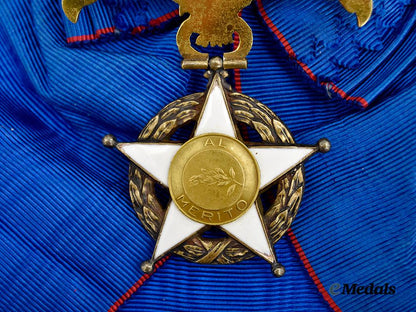 chile,_republic._an_order_of_merit,_grand_cross_badge___m_n_c0297