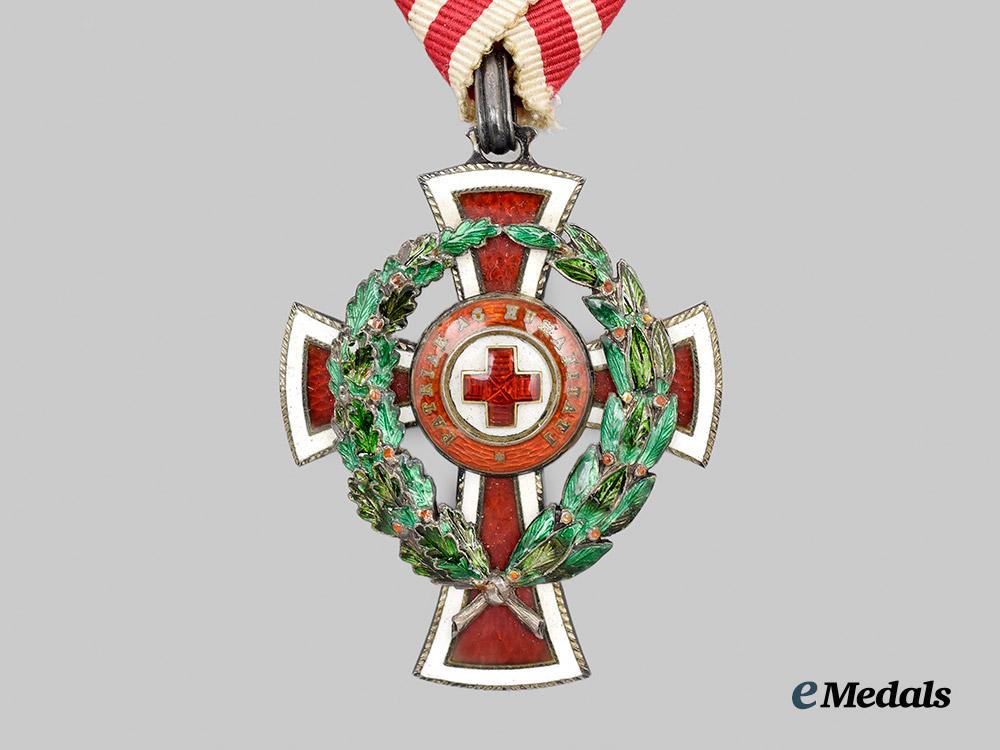austria,_imperial._a_honour_decoration_of_the_red_cross,_i_i_class_cross___m_n_c0391