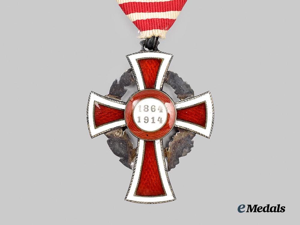 austria,_imperial._a_honour_decoration_of_the_red_cross,_i_i_class_cross___m_n_c0393