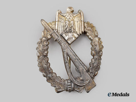 germany,_wehrmacht._an_infantry_assault_badge,_silver_grade,_by_richard_simm&_söhne___m_n_c0409