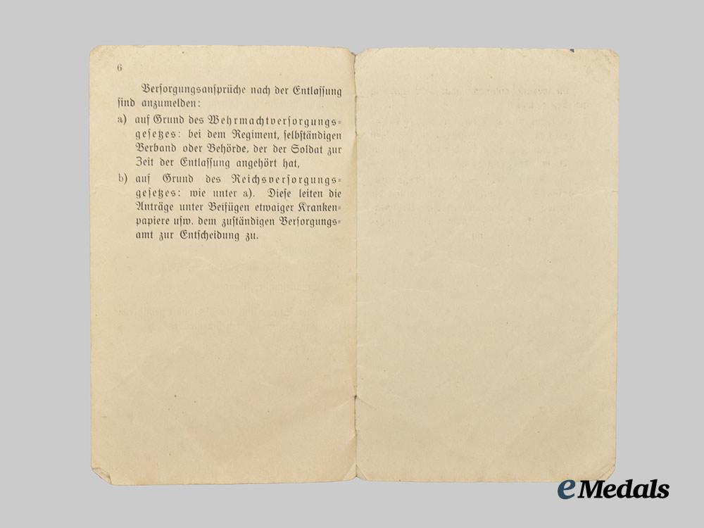germany,_imperial._a_mixed_lot_of_photographs_and_documents_for_first_world_war_and_freikorps_service___m_n_c0426