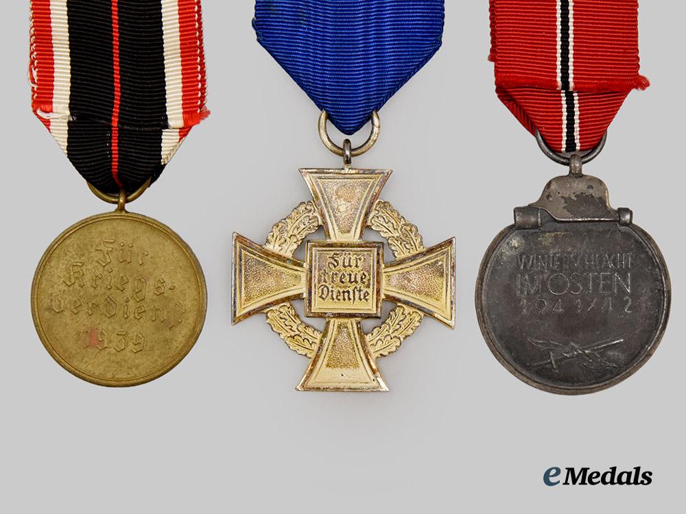 germany,_wehrmacht._a_mixed_lot_of_service_awards___m_n_c0429