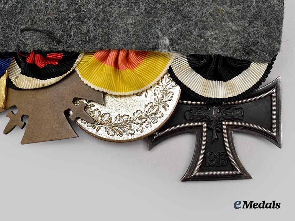 germany,_imperial._a_medal_bar_for_meritorious_combat_and_police_service___m_n_c0458