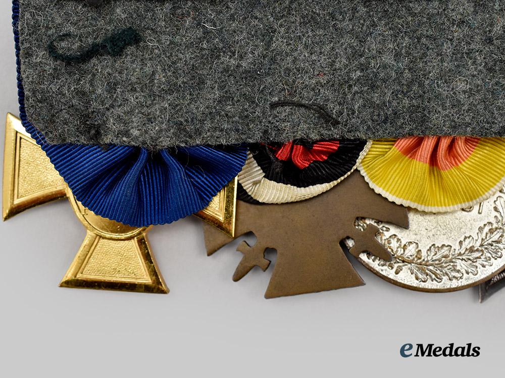germany,_imperial._a_medal_bar_for_meritorious_combat_and_police_service___m_n_c0459