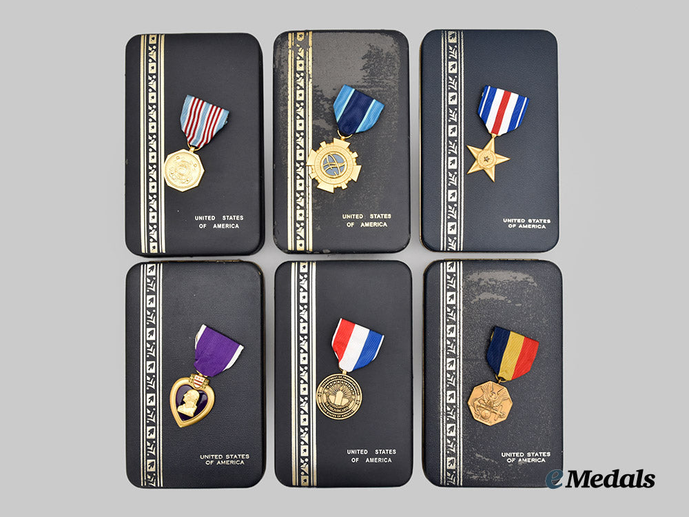 united_states._six_decorations&_awards_in_case___m_n_c0467