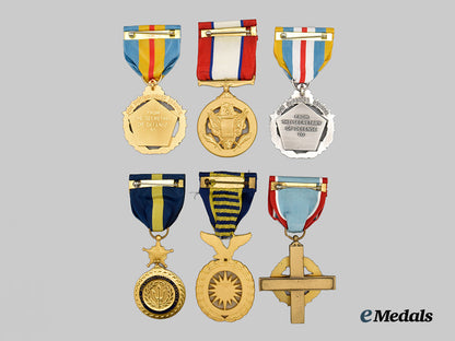 united_states._six_decorations&_awards_in_case___m_n_c0481