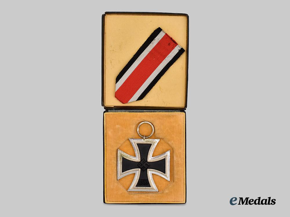 germany,_wehrmacht._a_mint1939_iron_cross_i_i_class,_by_gustav_brehmer,_with_rare_case___m_n_c0497