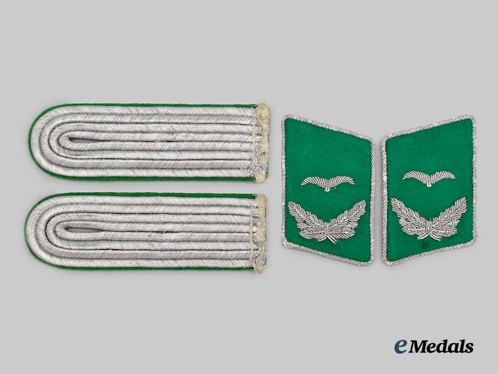 germany,_luftwaffe._a_set_of_field_divisions_leutnant_rank_insignia___m_n_c0504