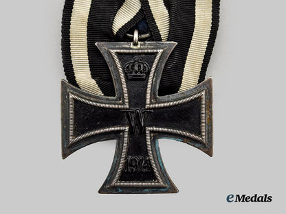 germany,_imperial._a1914_iron_cross_i_i_class,_on_parade_mount___m_n_c0510