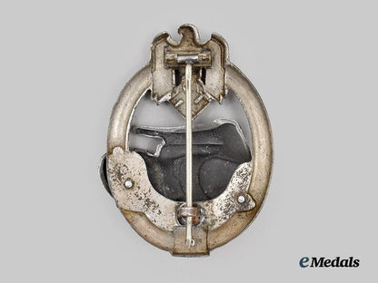 germany,_wehrmacht._a_panzer_assault_badge,_special_grade25,_transitional_semi-_hollow_variant_by_c._e._juncker___m_n_c0540