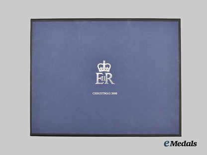 united_kingdom._her_majesty_queen_elizabeth_i_i._christmas2006_gift_of_a_framed_photograph,60th_birthday,_boxed___m_n_c0542
