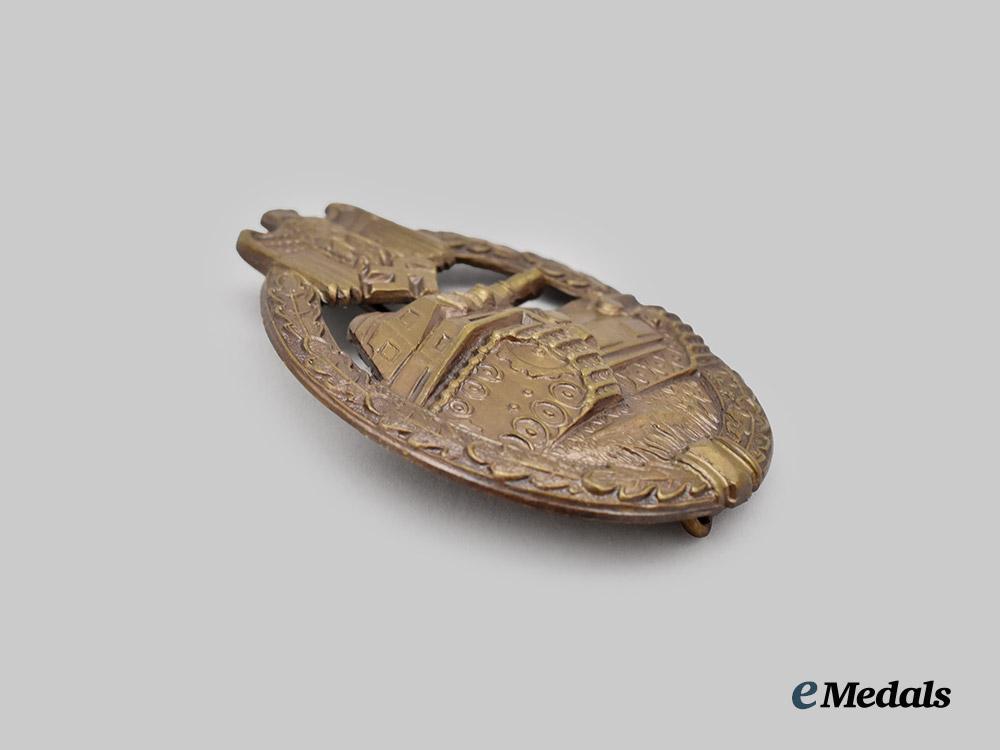 germany,_wehrmacht._a_panzer_assault_badge_in_bronze,_by_karl_wurster___m_n_c0573