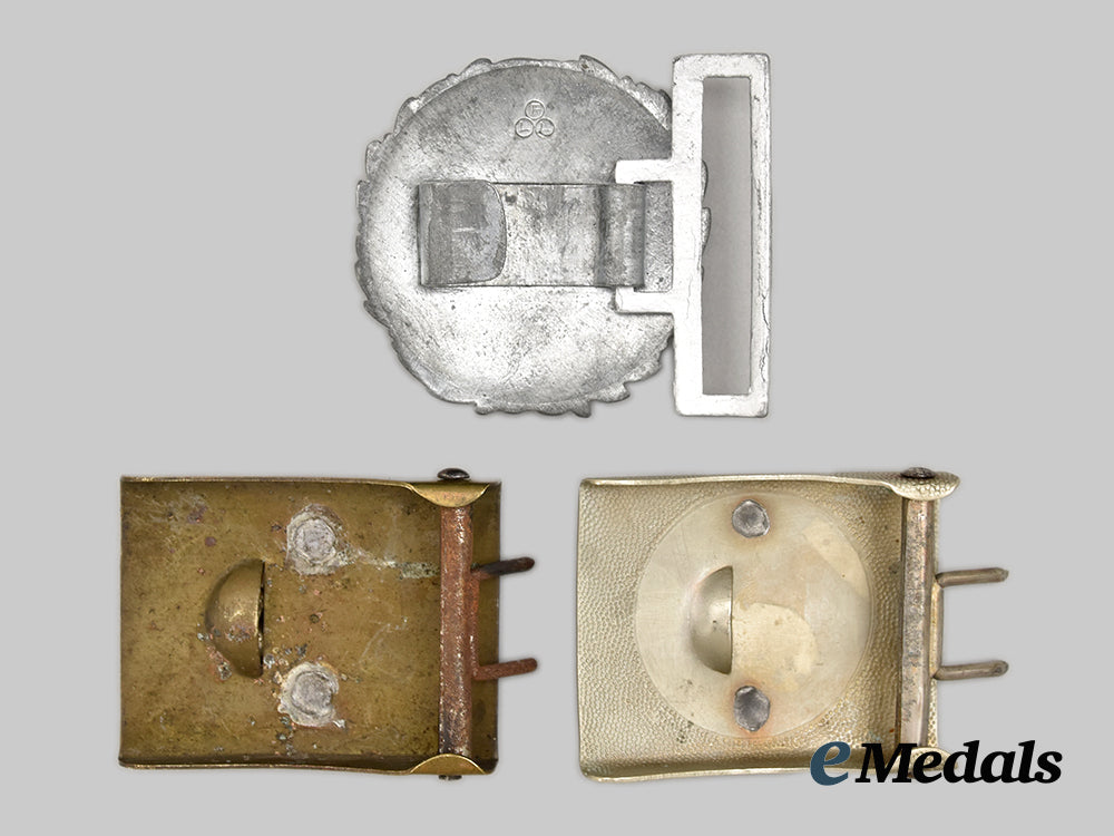 germany,_third_reich._a_mixed_lot_of_belt_buckles___m_n_c0587