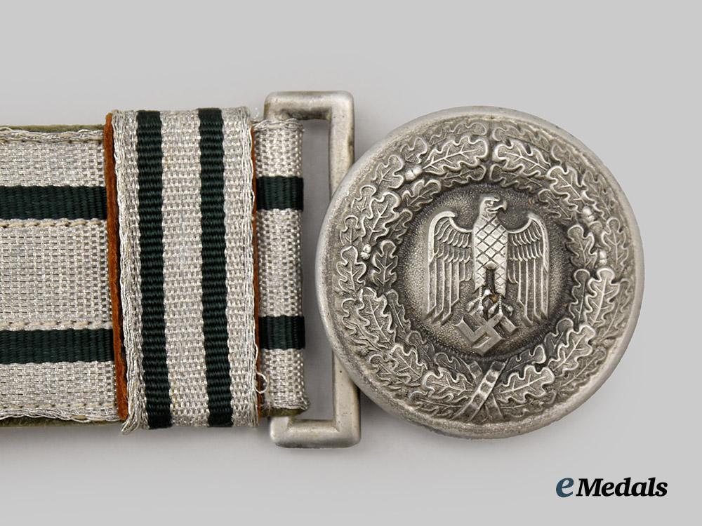 germany,_heer._an_officer’s_brocade_and_buckle,_by_f._w._assmann&_söhne___m_n_c0638
