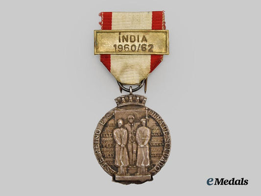 portugal,_republic._a_commemorative_medal_for_special_service_commissions_of_the_portuguese_armed_forces___m_n_c0653