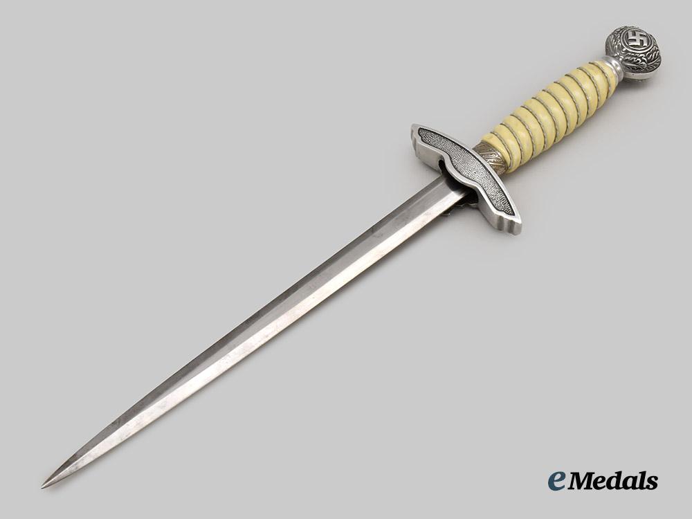 germany,_luftwaffe._an_officer’s_dress_dagger,_with_hanger,_by_robert_klaas___m_n_c0658