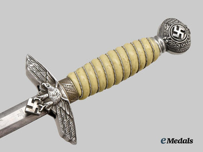 germany,_luftwaffe._an_officer’s_dress_dagger,_with_hanger,_by_robert_klaas___m_n_c0660