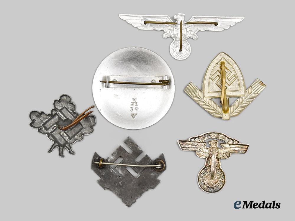 germany,_third_reich._a_mixed_lot_of_badges_and_insignia___m_n_c0679