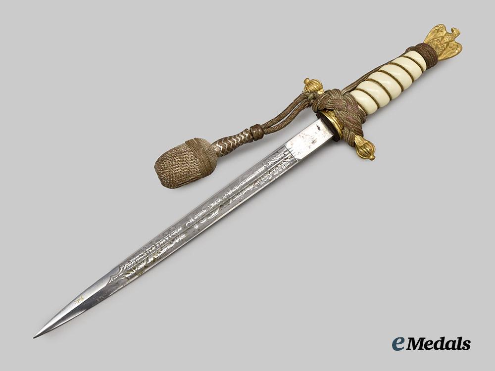 germany,_kriegsmarine._an_officer’s_dress_dagger,_with_hanger,_by_f._w._höller___m_n_c0680