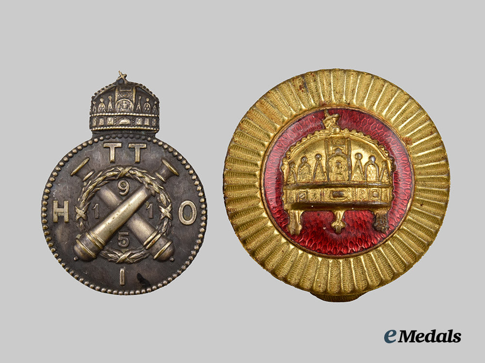 hungary,_kingdom._a_pair_of_badges___m_n_c0690