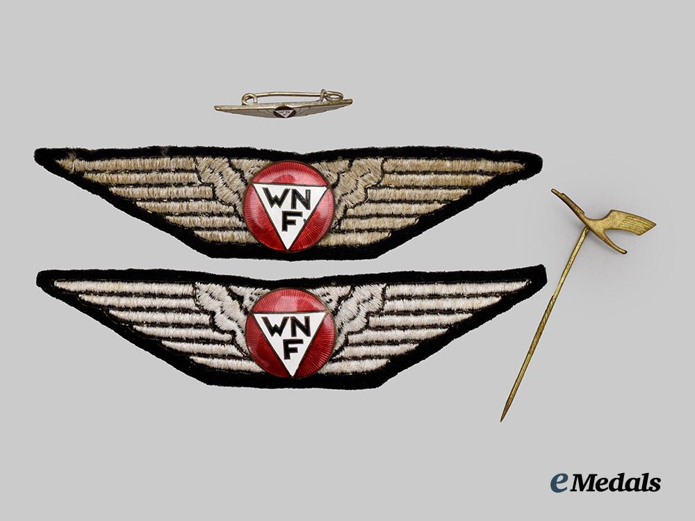 germany,_third_reich._a_lot_of_wiener_neustädter_flugzeugwerke_employee_insignia___m_n_c0703