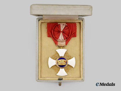 italy,_kingdom._an_order_of_the_crown_of_italy,_fifth_class_knight,_in_gold,_c.1920___m_n_c0710