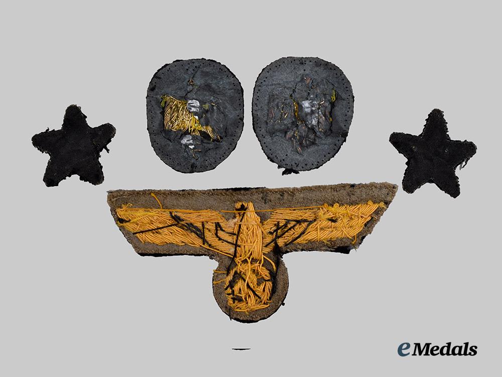 germany,_kriegsmarine._a_lot_of_uniform_insignia___m_n_c0715