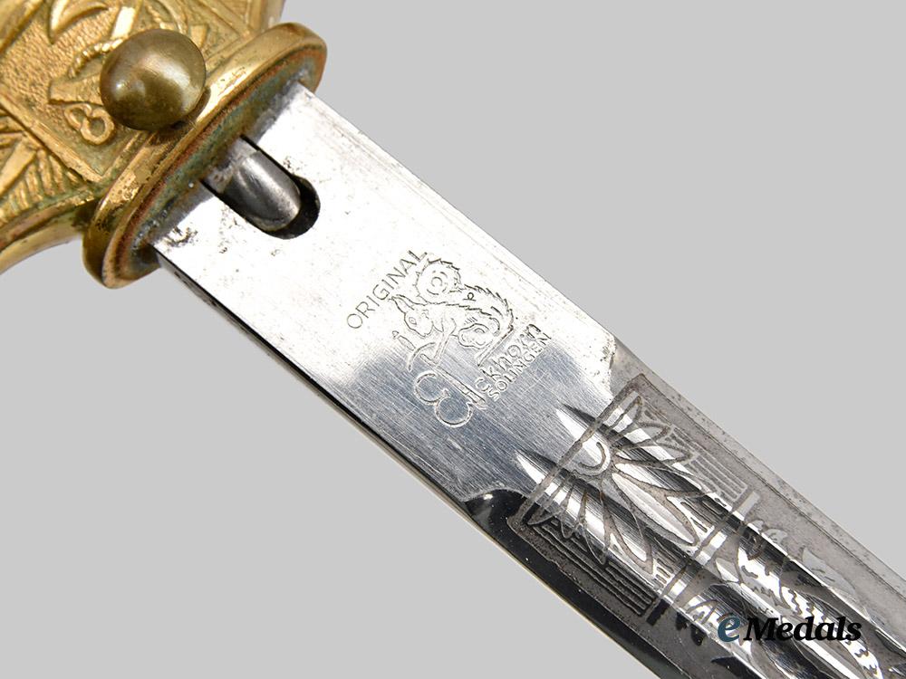 germany,_kriegsmarine._an_officer’s_dress_dagger,_by_carl_eickhorn___m_n_c0718