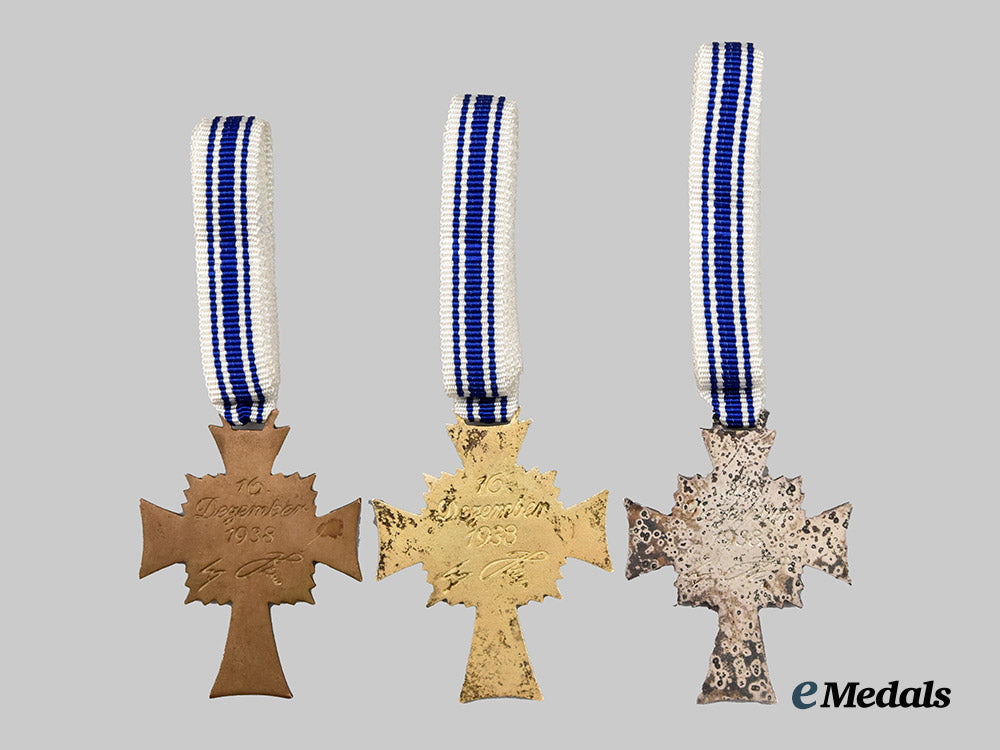 germany,_third_reich._a_lot_of_honour_crosses_of_the_german_mother,_all_grades___m_n_c0724