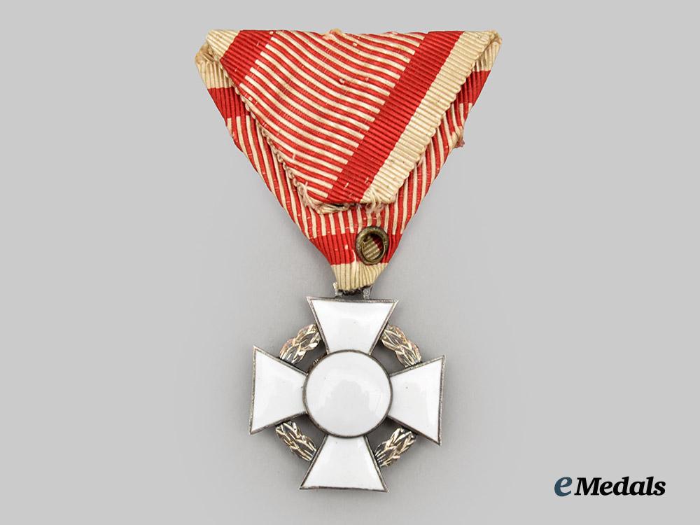 austria,_imperial._a_military_merit_cross,_i_i_i_class_with_war_decoration_and_swords___m_n_c0738