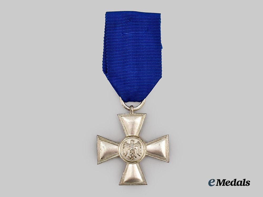 germany,_wehrmacht._a_long_service_award,_i_i_class_for18_years___m_n_c0743